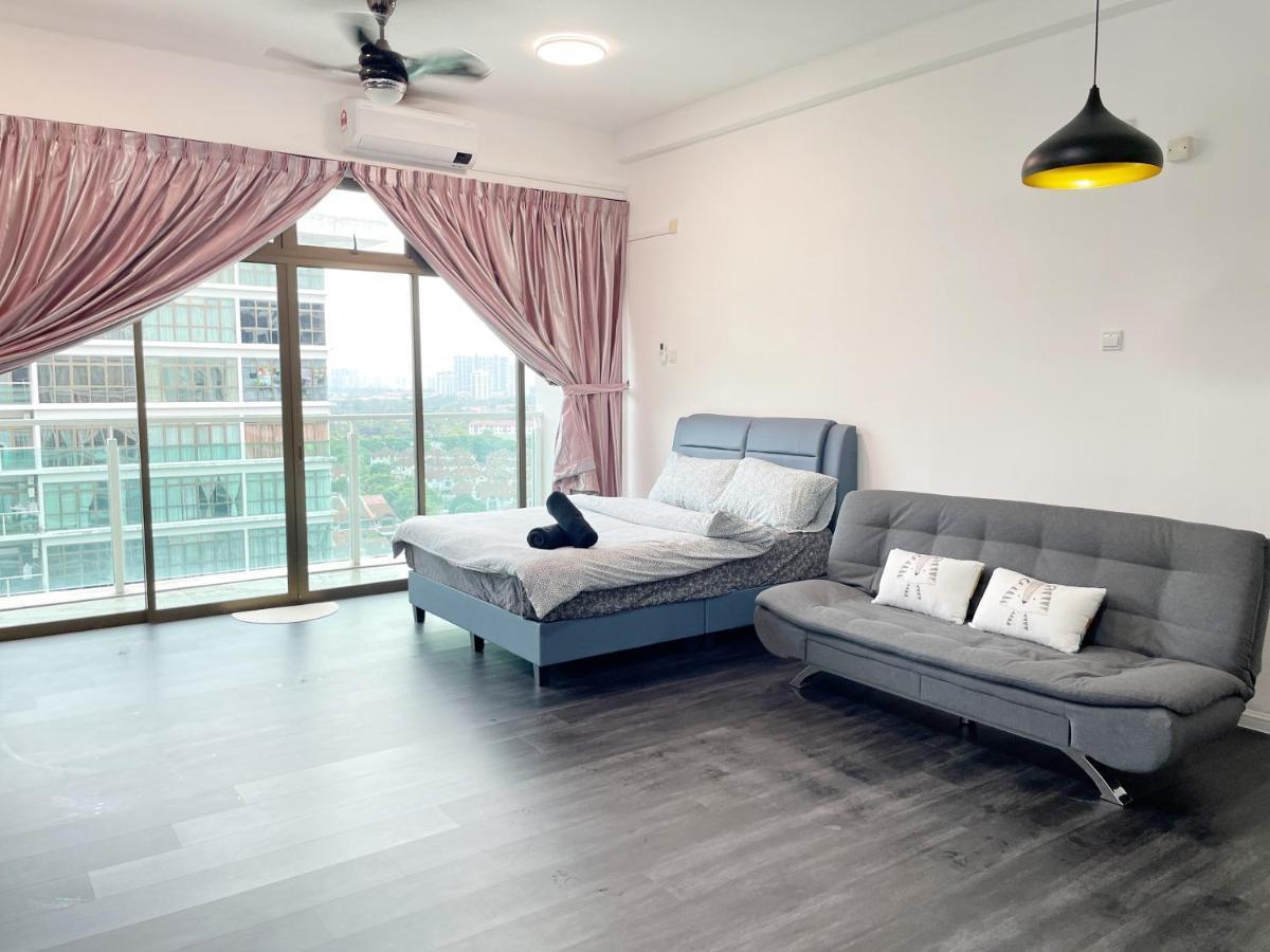 ปาลาซิโอ เซอร์วิซ อพาร์ตเมนต์ Apartment ยะโฮร์บาห์รู ภายนอก รูปภาพ