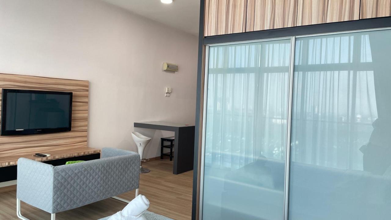 ปาลาซิโอ เซอร์วิซ อพาร์ตเมนต์ Apartment ยะโฮร์บาห์รู ภายนอก รูปภาพ
