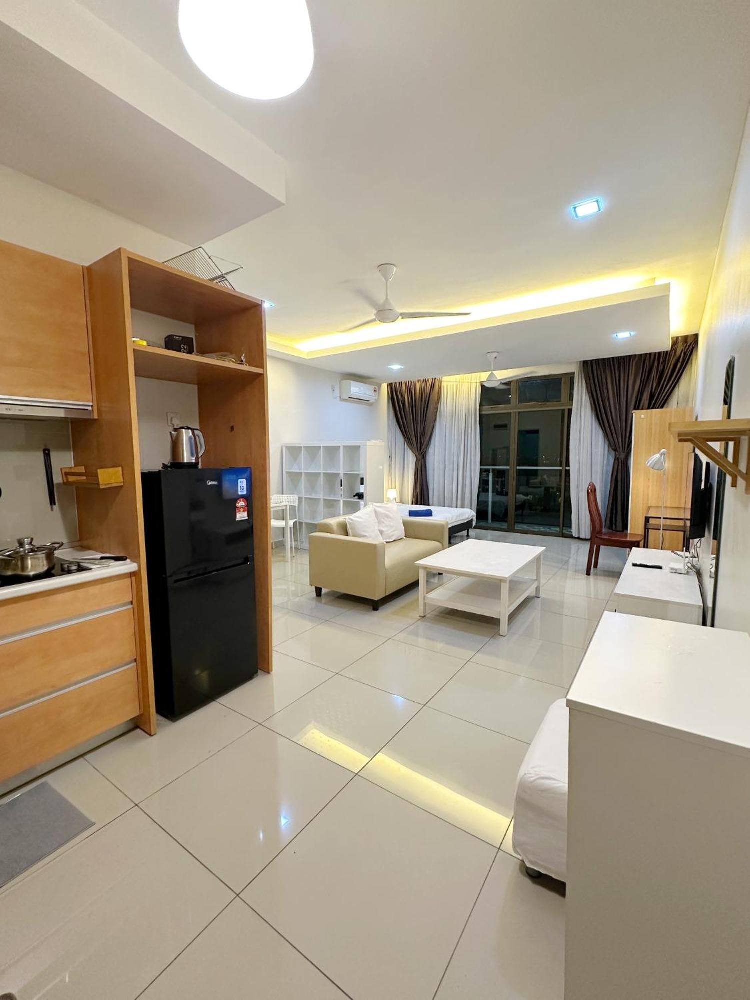ปาลาซิโอ เซอร์วิซ อพาร์ตเมนต์ Apartment ยะโฮร์บาห์รู ภายนอก รูปภาพ